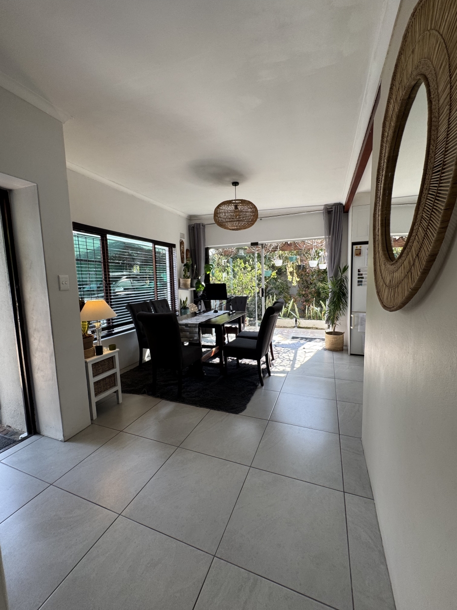 To Let 1 Bedroom Property for Rent in Kirstenhof Western Cape